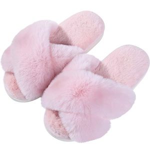 Amazon Light Pink Fuzzy Slippers - Size 8.5